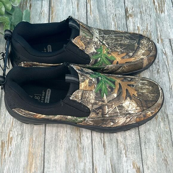 Men's Rugged Camo Real Tree Slip-On Shoes Size 9 - Picture 2 of 12